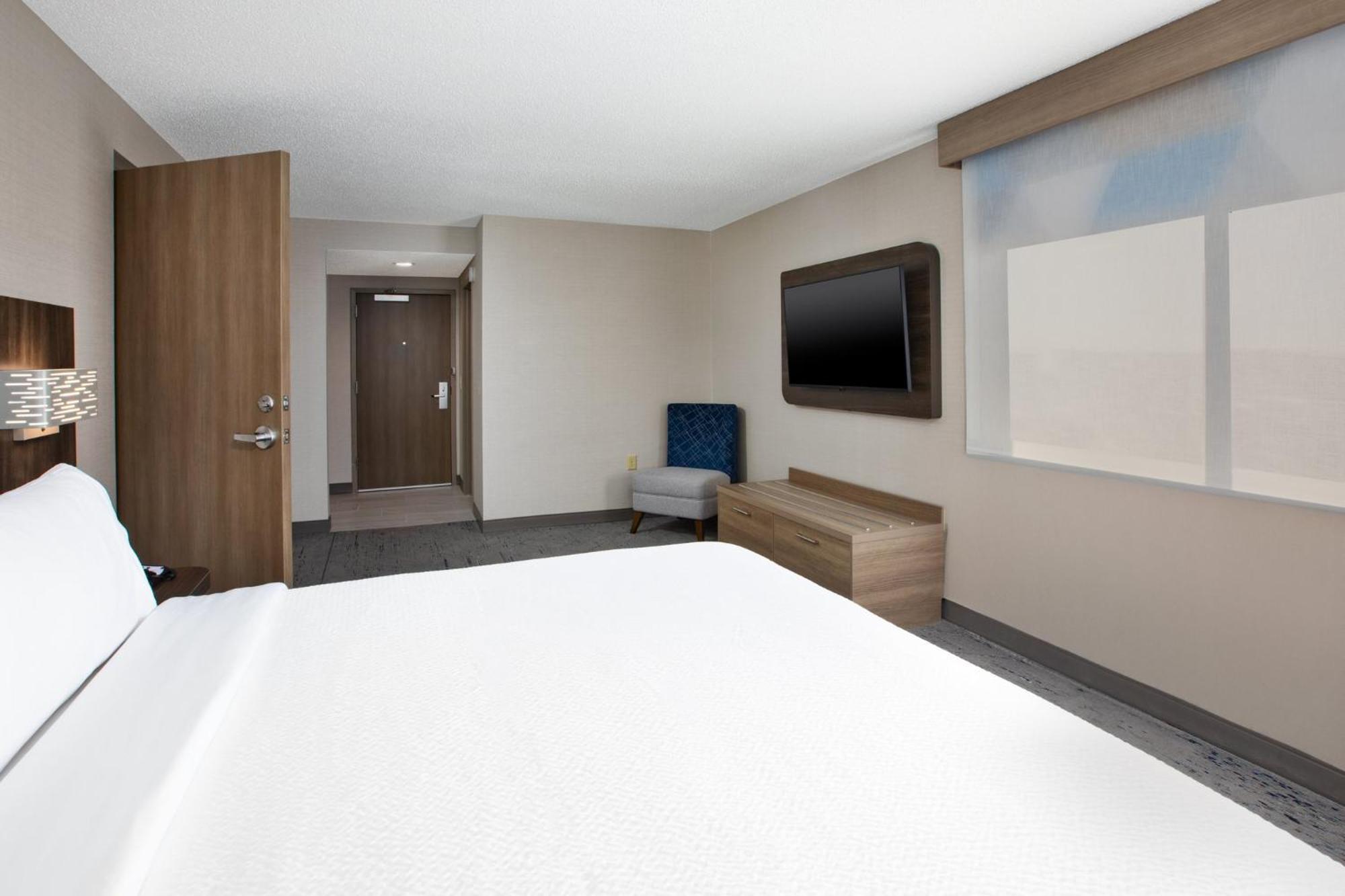 Express Ste Marie By Ihg Hotel