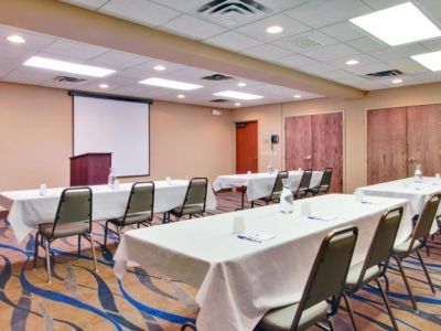 Express Ste Marie By Ihg