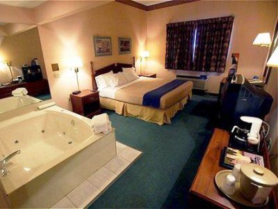 Express Ste Marie By Ihg 3*